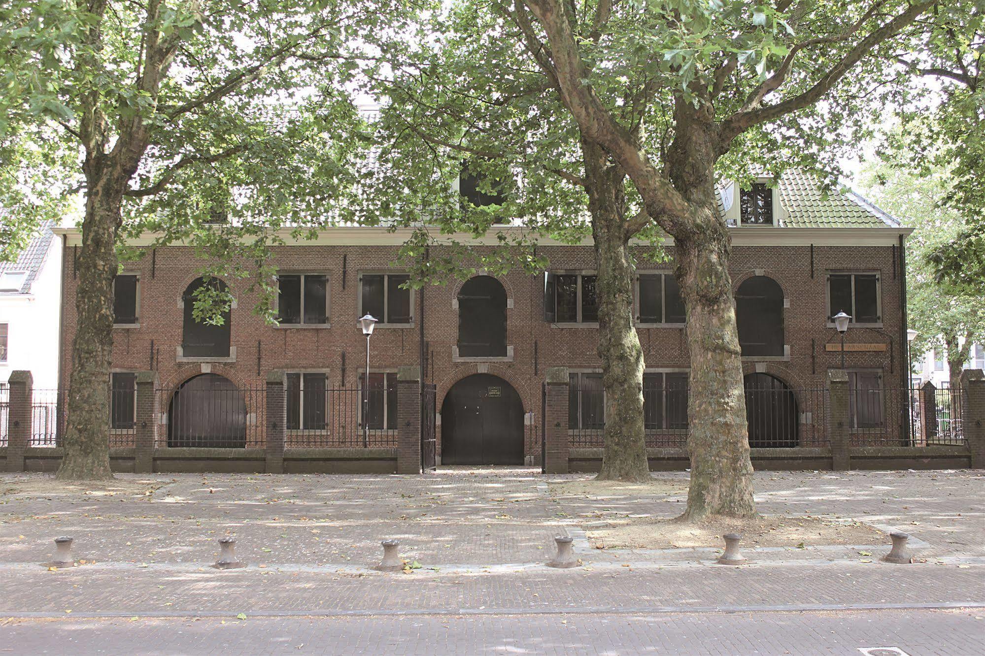 Van Rossum Stadshotel Woerden Bagian luar foto